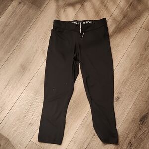 Nike Black Cropped Leggings